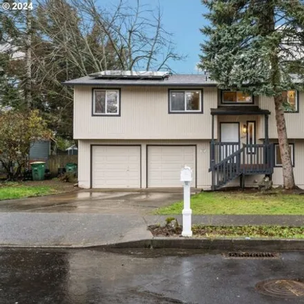 Buy this 4 bed house on 1427 Southwest 24th Street in Multnomah County, OR 97060