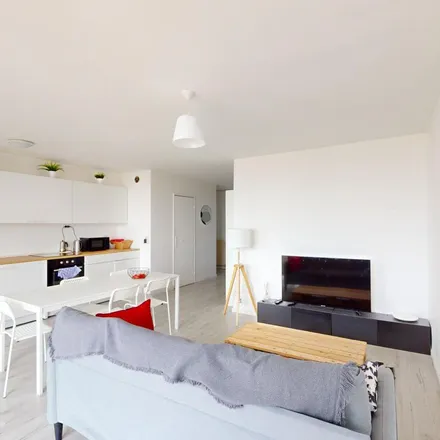 Image 9 - 4 Rue Louise De Bettignies, 59139 Wattignies, France - Apartment for rent