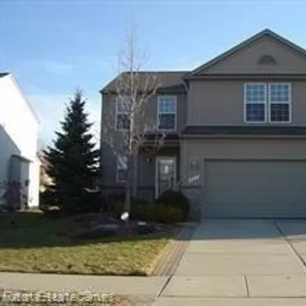 Rent this 4 bed house on 239 Regents Drive in Troy, MI 48084