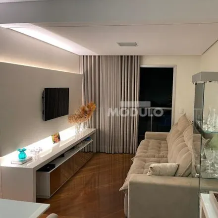 Buy this 3 bed apartment on Rua da Carioca in Patrimônio, Uberlândia - MG