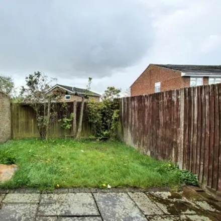 Image 2 - 5 Sylvan Close, Walstead, RH16 3SG, United Kingdom - Duplex for sale