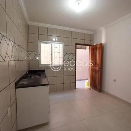 Buy this 2 bed apartment on Rua Antônio Rezende Chaves in Segismundo Pereira, Uberlândia - MG
