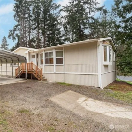 Buy this studio apartment on 1918 Sipes Lane Northeast in Kitsap County, WA 98311