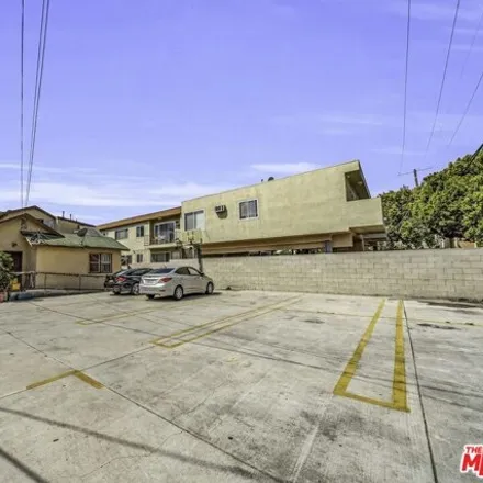 Image 8 - 4873 Rosewood Avenue, Los Angeles, CA 90004, USA - House for sale