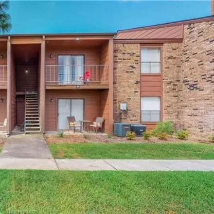 Rent this 1 bed condo on Pi Beta Phi in Munson Avenue, College Station