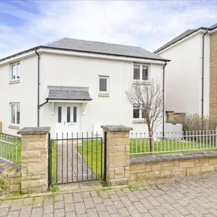 Buy this 3 bed duplex on Saw Mill Court in Bonnyrigg, EH19 3GP