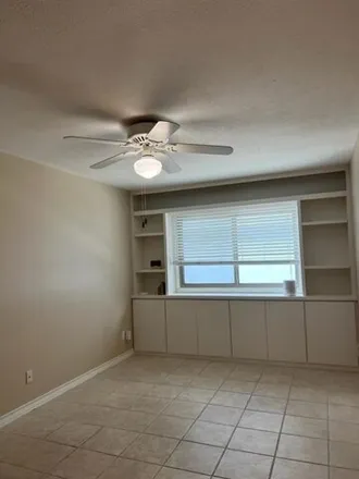 Image 7 - 505 W 7th St Apt 318, Austin, Texas, 78701 - Condo for rent