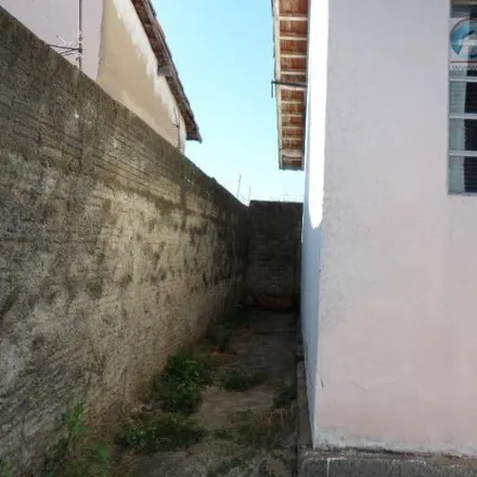 Buy this 2 bed house on Rua São Bento in Paulínia - SP, 13140-322