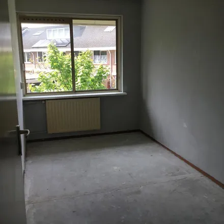 Rent this 3 bed apartment on Snoekenveen 344 in 3205 CP Spijkenisse, Netherlands
