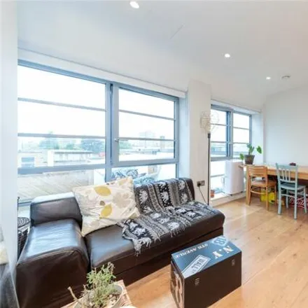 Rent this studio apartment on 5 Highshore Road in London, SE15 5AA