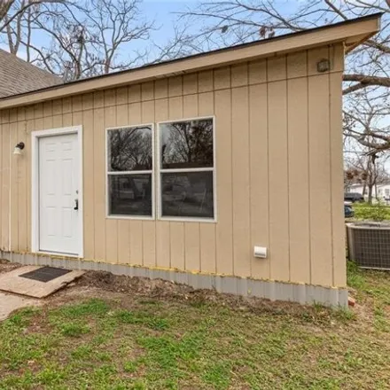 Image 3 - 815 S 19th St, Corsicana, Texas, 75110 - House for sale