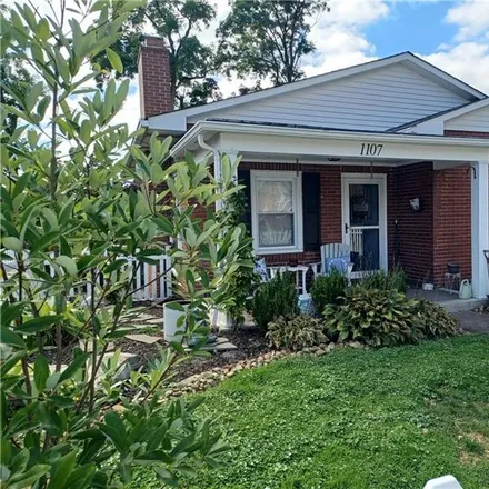 Image 1 - 1107 Oregon Avenue, Harrison Township, Allegheny County, PA 15065, USA - House for sale