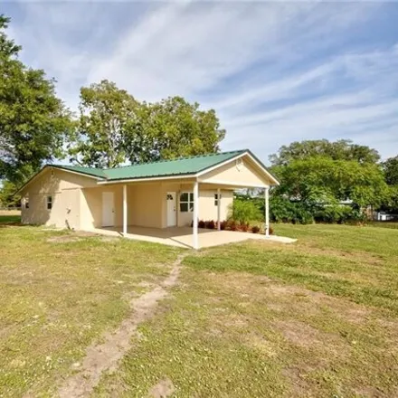 Image 2 - 2801 Southeast 35th Avenue, Taylor Creek, Okeechobee County, FL 34974, USA - House for sale