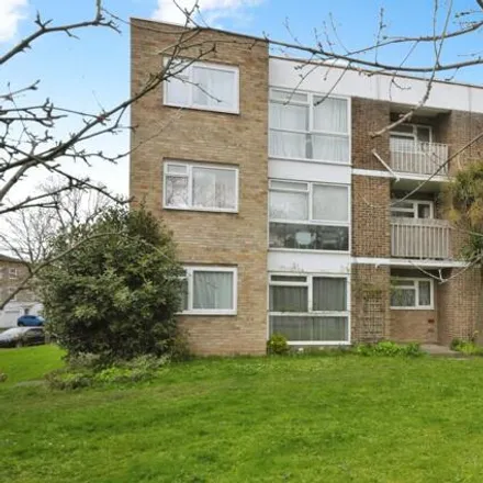 Buy this 2 bed apartment on London Lane in Bromley Park, London