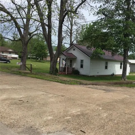 Buy this 2 bed house on 111 E Orchard St in Arcadia, Missouri