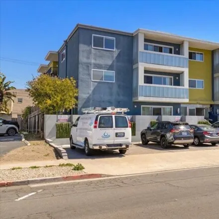 Buy this 1 bed condo on 3815 3rd Avenue in San Diego, CA 92103