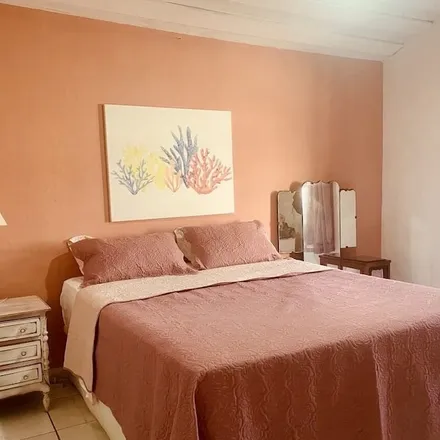 Rent this 3 bed house on Avenida José Bento Ribeiro Dantas in Marina, Armação dos Búzios - RJ