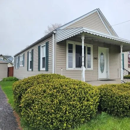 Image 1 - 1142 John Street, Bucyrus, OH 44820, USA - House for sale