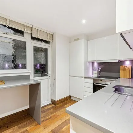 Rent this 3 bed apartment on Barrie House in Lancaster Gate, London