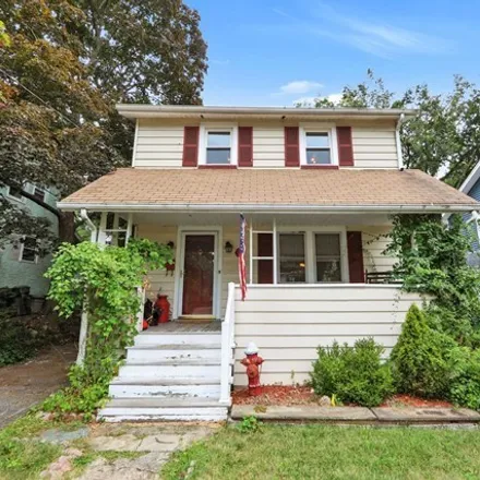 Buy this 3 bed house on 9 Banta Place in Bergenfield, NJ 07621