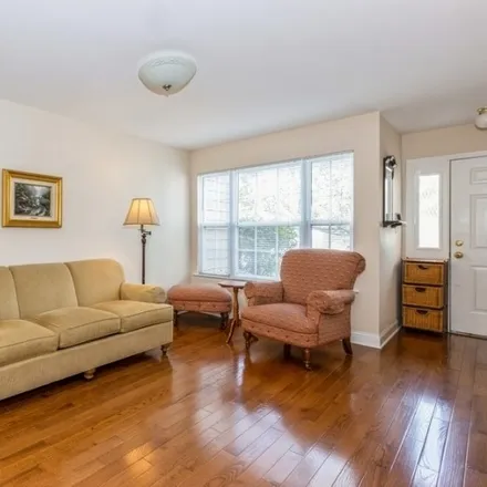 Image 4 - 38 Stonehedge Road, Long Hill Township, Morris County, NJ 07946, USA - Townhouse for sale