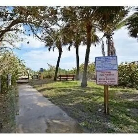 Image 4 - 176 South 11th Street, Cocoa Beach, FL 32931, USA - House for sale