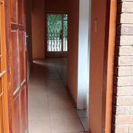 Image 6 - Reeders Street, Forest Hill, Johannesburg, 2001, South Africa - Apartment for rent