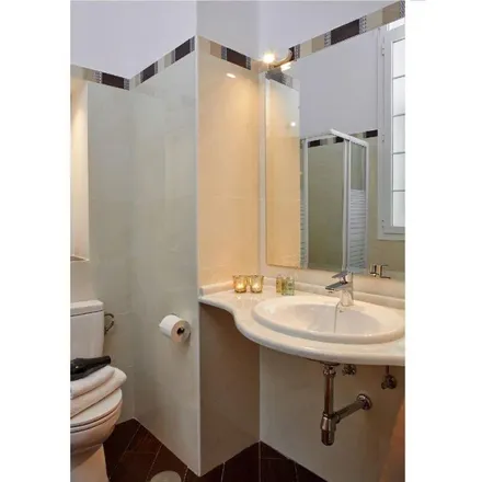 Rent this 1 bed apartment on Centro Histórico in Pasaje Doctor Carrillo Casaux, 29015 Málaga