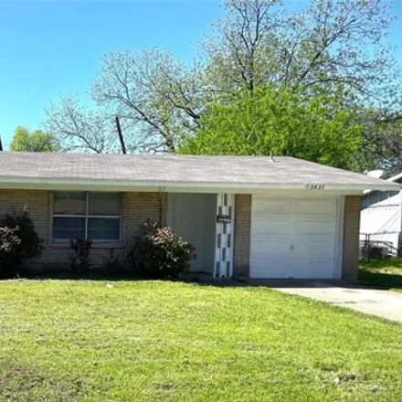 Rent this 3 bed house on 3661 Flamingo Way in Mesquite, TX 75150