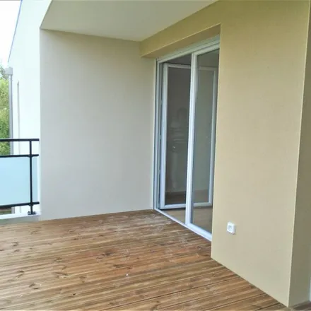 Rent this 3 bed apartment on 12 Boulevard Alain Savary in 31170 Tournefeuille, France