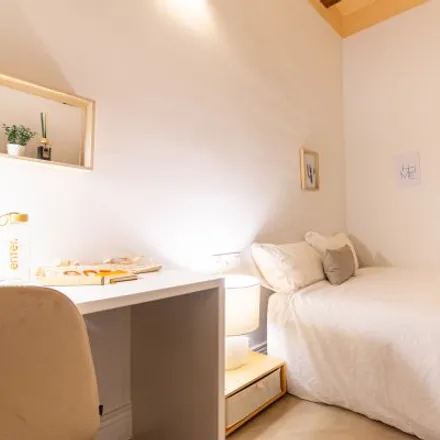 Rent this 3 bed room on Carrer del Rec Comtal in 6, 08003 Barcelona