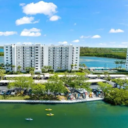 Buy this 2 bed condo on Midnight Pass Road in Sarasota County, FL 34242