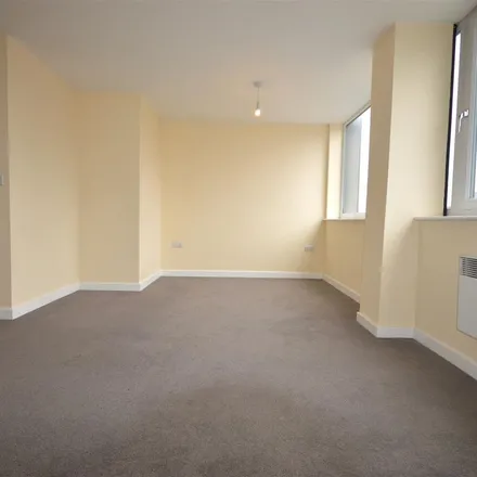 Image 3 - Royal East Street, Leicester, LE1 3UH, United Kingdom - Apartment for rent