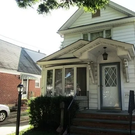 Buy this 3 bed house on 237-23 93rd Avenue in New York, NY 11426