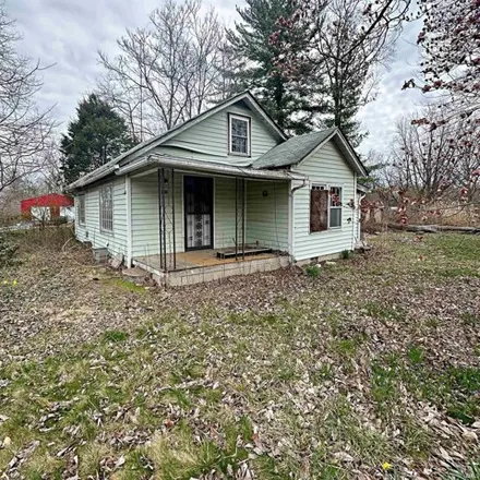 Image 1 - East Walnut Street, Jasonville, Greene County, IN 47438, USA - House for sale