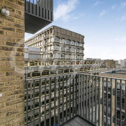 Image 4 - Jubilee Walk, London, WC1X 0BF, United Kingdom - Apartment for rent