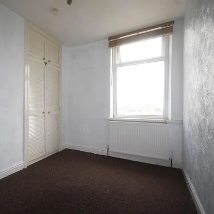 Image 6 - Great Horton Library, 69 Beldon Road, Bradford, BD7 3DP, United Kingdom - House for rent