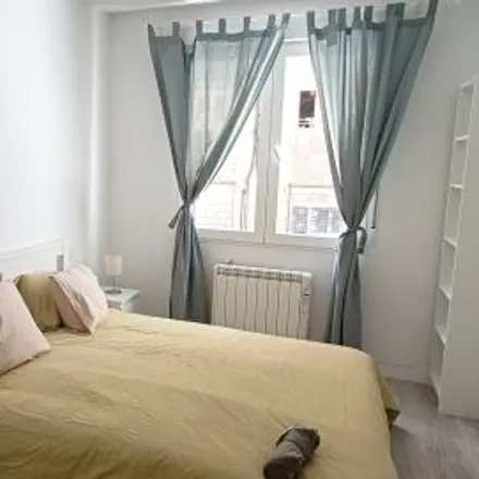 Image 2 - Madrid, Calle de Evaristo San Miguel, 7, 28008 Madrid - Apartment for rent