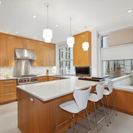 Image 4 - 71 East 95th Street, New York, NY 10128, USA - Apartment for sale