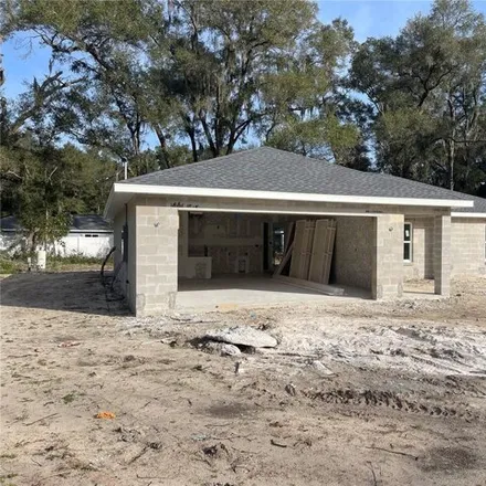 Buy this 3 bed house on 14276 Southeast 34th Court in Marion County, FL 34491