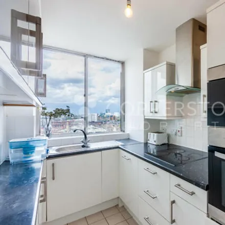 Image 3 - The Quadrangle Tower, Cambridge Square, London, W2 2QE, United Kingdom - House for sale