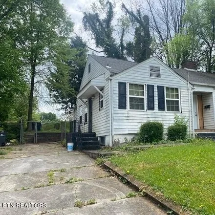 Buy this 3 bed house on 2550 Linden Avenue in Knoxville, TN 37914