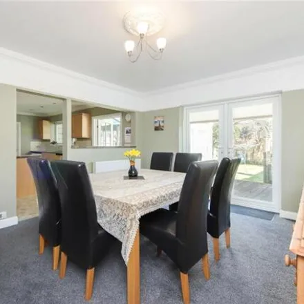 Image 5 - Bramley Road, Worthing, BN14 9DR, United Kingdom - House for sale