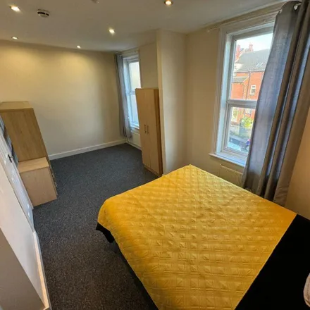 Rent this 3 bed room on Norman Grove in Leeds, LS5 3JH