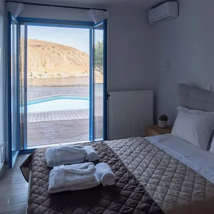 Rent this 3 bed house on Galaxidi in Νικολάου Μάμα, Greece