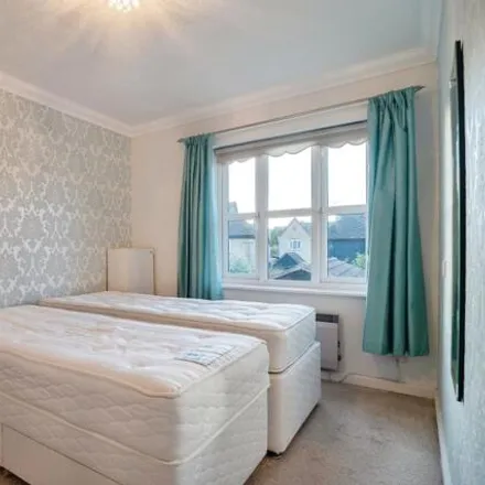 Image 4 - The Garners, Sutton, SS4 1DS, United Kingdom - Apartment for sale