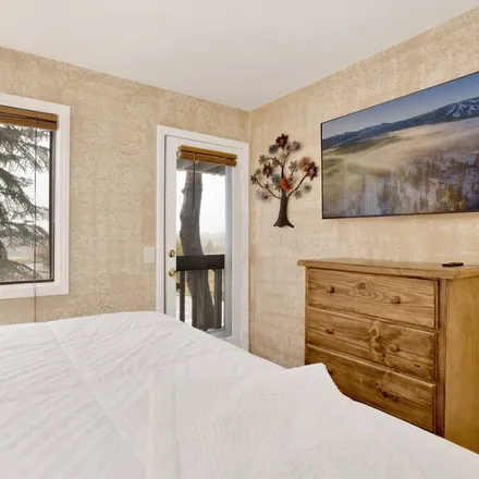 Image 7 - Big Bear Lake, CA, 92315 - Condo for rent