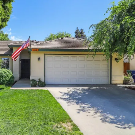 Buy this 3 bed house on 152 Forest Drive in Kingsburg, CA 93631