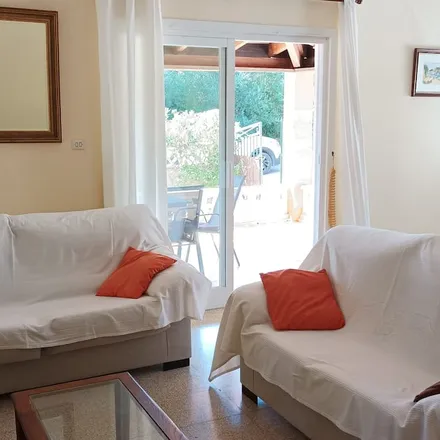 Rent this 3 bed house on Cala Llombards in Carrer de l'Era de Sa Roca, 07690 Santanyí