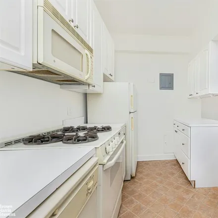 Image 7 - 180 CABRINI BLVD 98 in Hudson Heights - Townhouse for sale